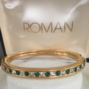 Costume jewelry bracelet